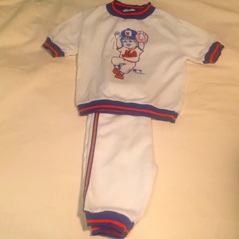 True vintage Mets Baseball matching toddler outfit